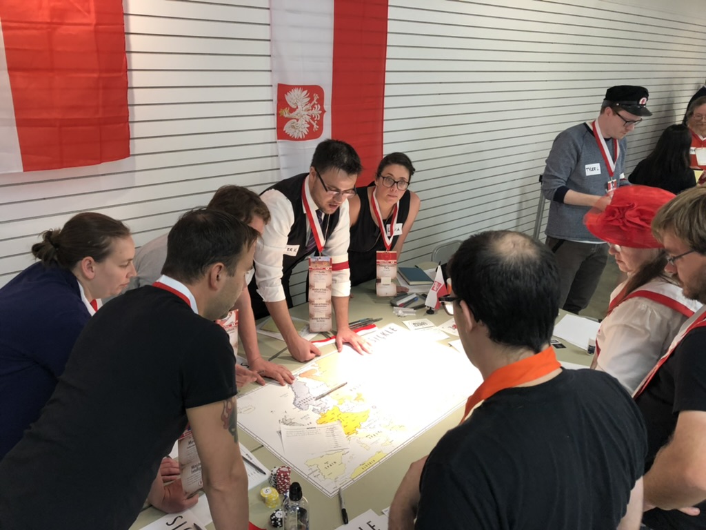 Polanian delegation in tense discussions